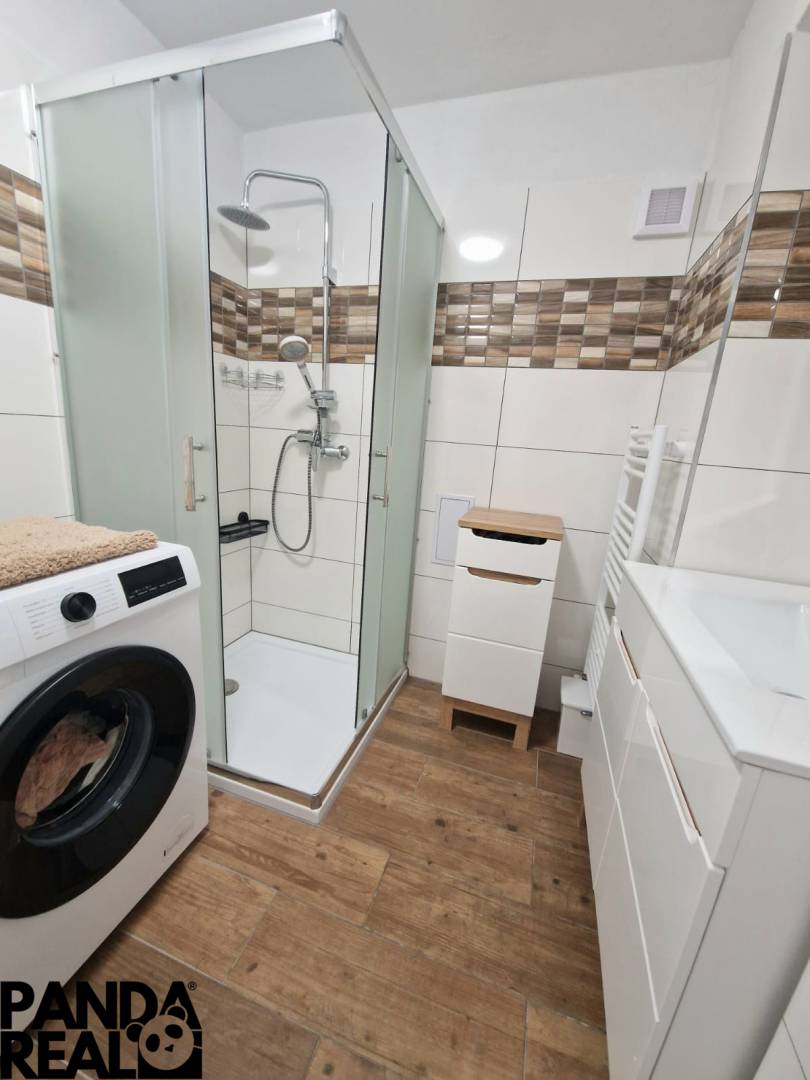 WhatsApp Image 2025-06-14 at 01.35.33.jpeg