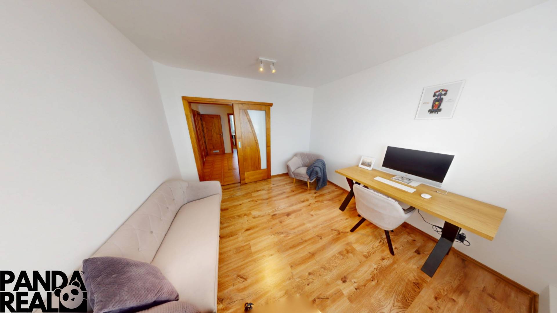 3-izbovy-byt-na-ul-Dr-Adamiho-Topolcany-08172025_110400 - kópia.jpg