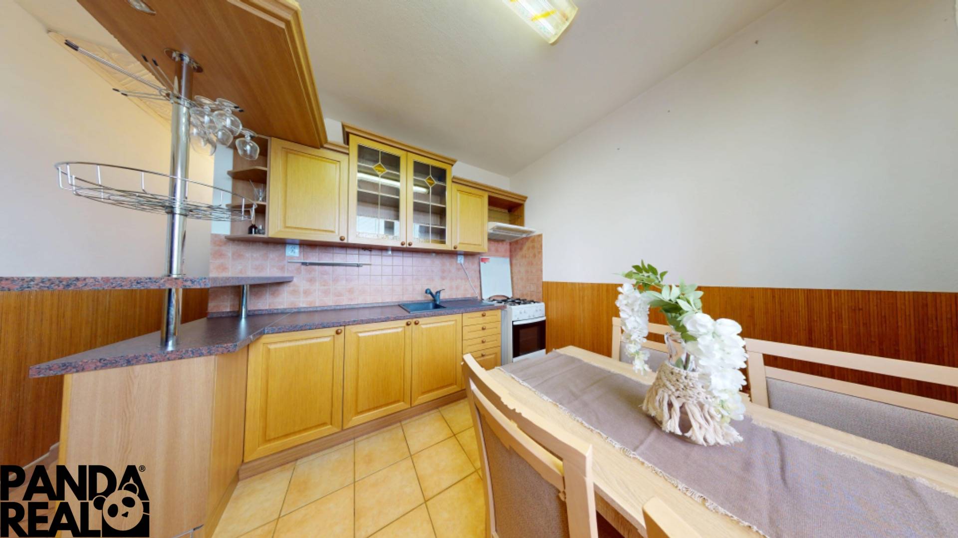 3-izbovy-byt-na-sidlisku-6-aprila-Vrbove-01242026_092055 - kópia.jpg