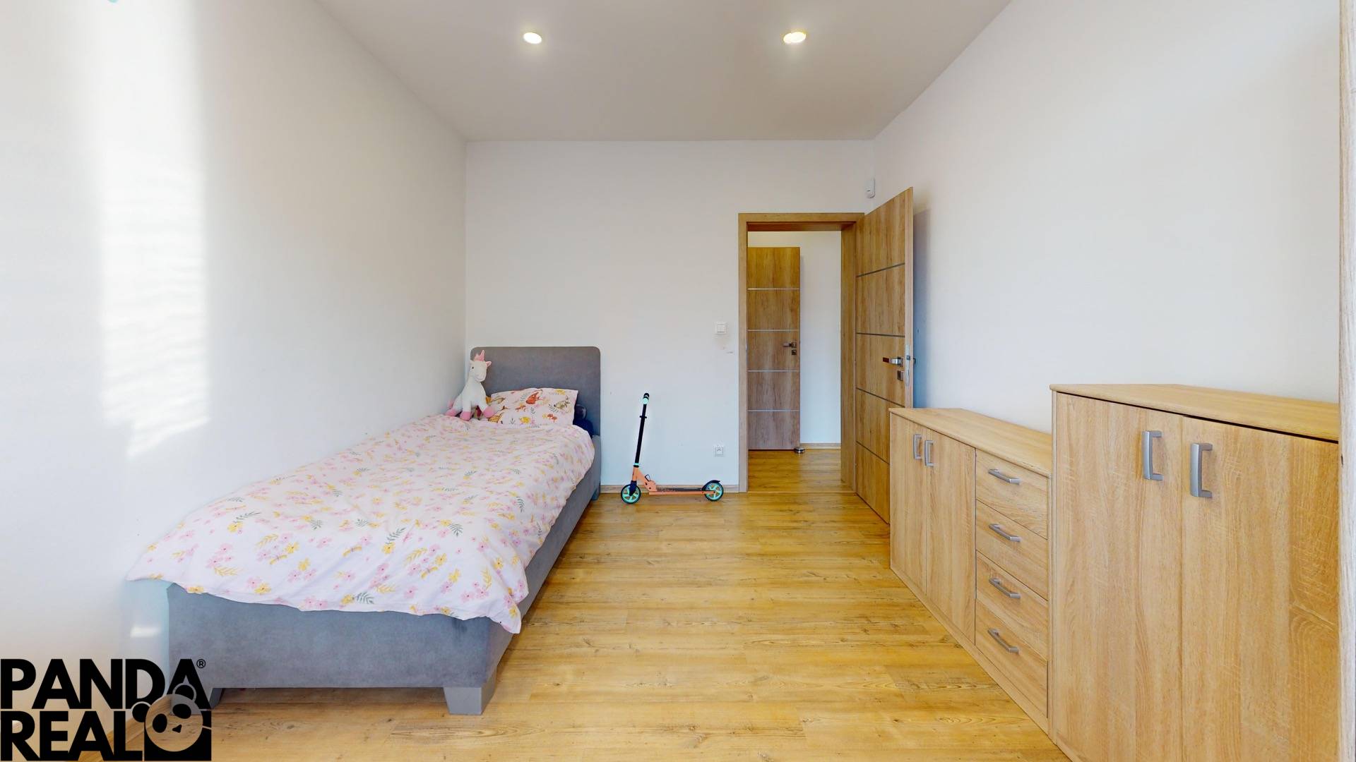 Horne-Stitare-Doval-Bedroom 1.jpg