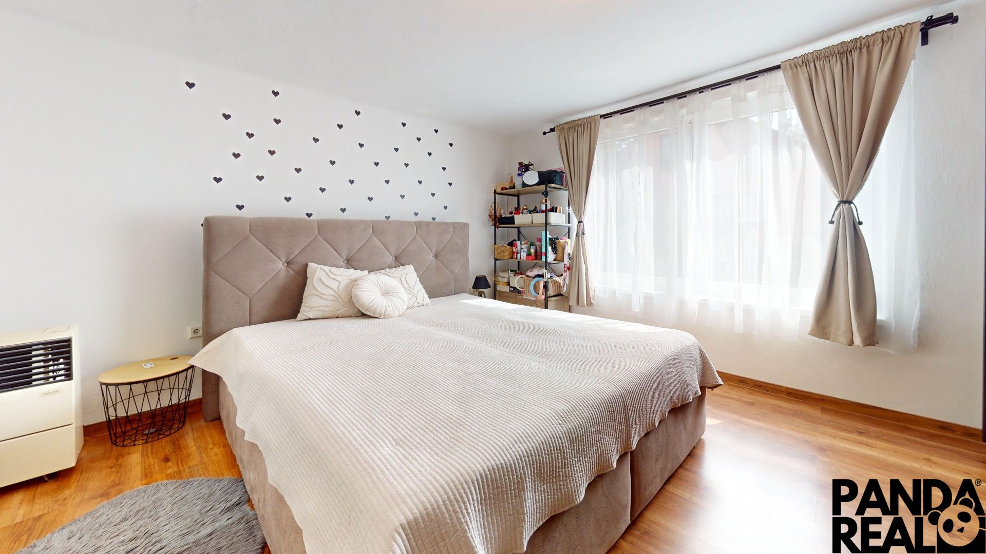 Vozokany--Bedroom 1.jpg